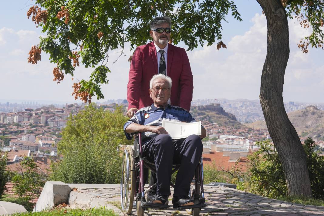 Asırlık bekleyiş son buldu! İstiklal Madalyası evine ulaştı 4